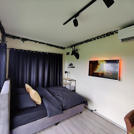 Tiny House Betuwe Apartment Tricht Екстериор снимка